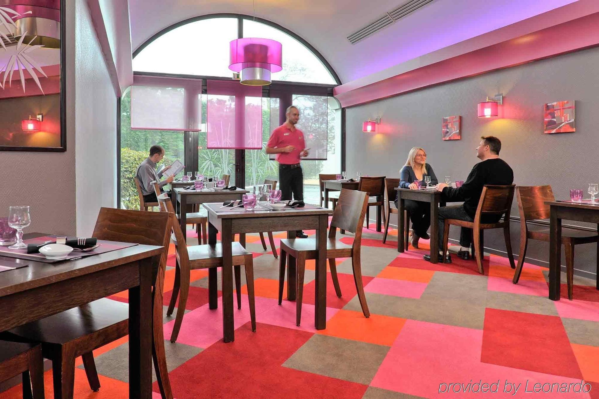 Hotel Ibis Styles Melun Rubelles Exterior foto