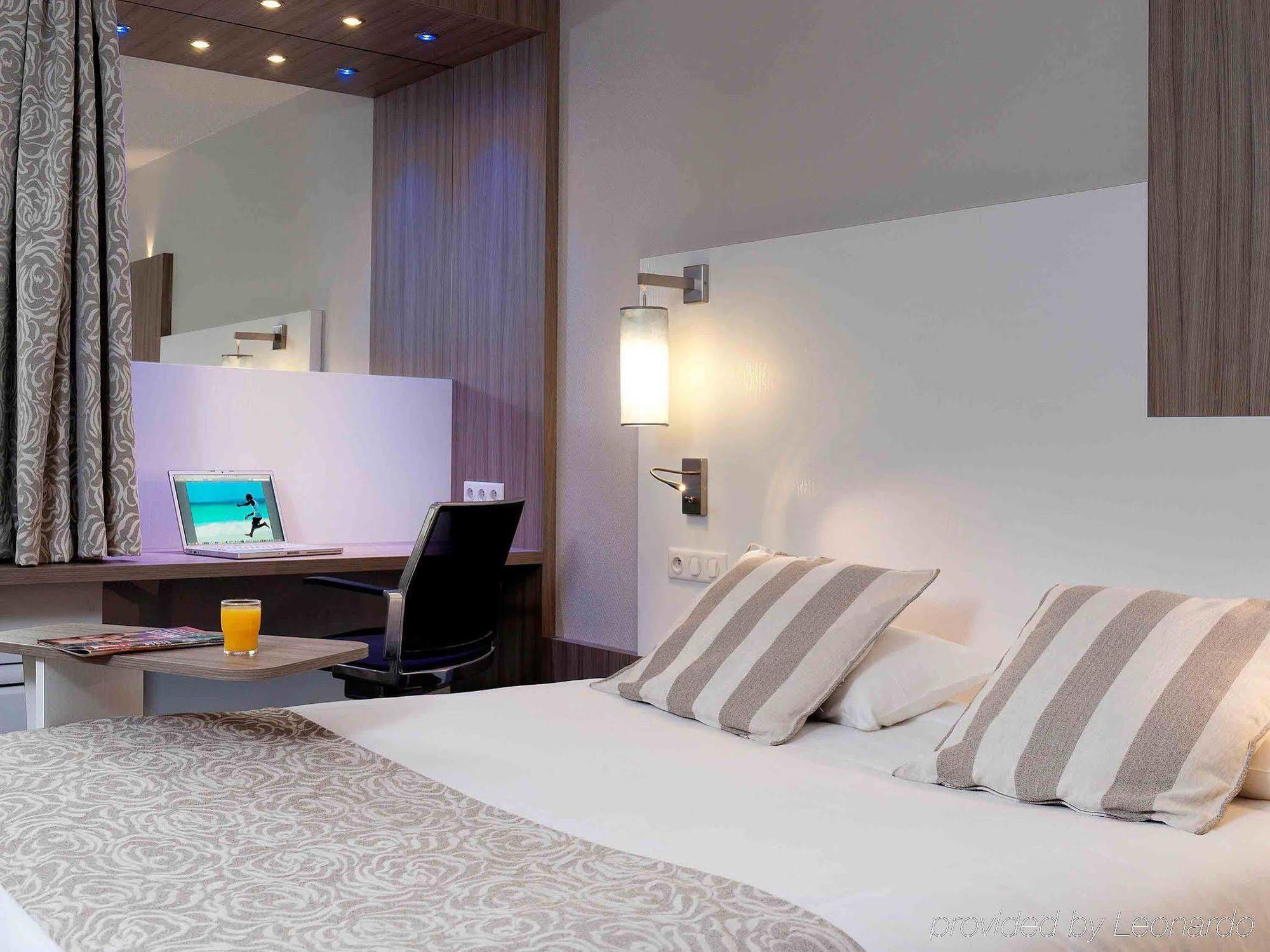 Hotel Ibis Styles Melun Rubelles Exterior foto