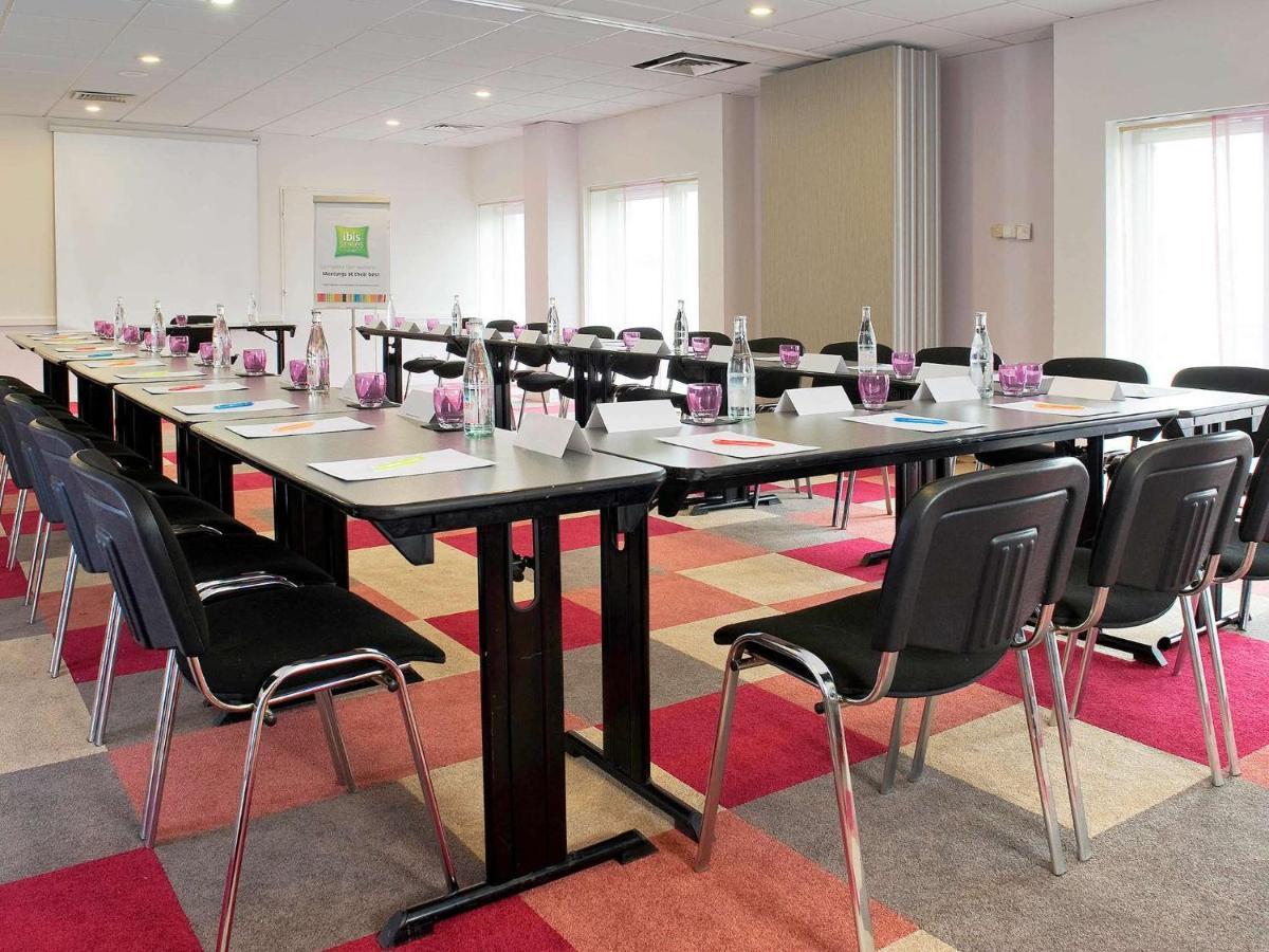 Hotel Ibis Styles Melun Rubelles Exterior foto